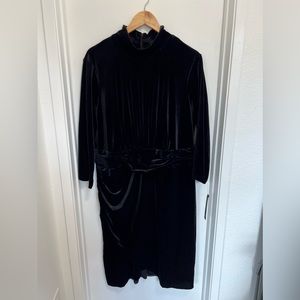 NWT Maggy London black women dress